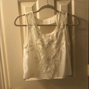 Detailed Lace Crop Top